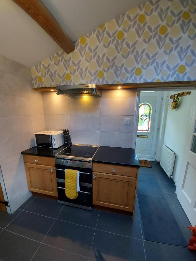 Saughall Mill Farm Cottage Chester Exterior foto